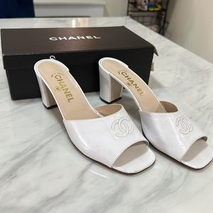 Chanel CC White Patent Leather Mules Heels 41